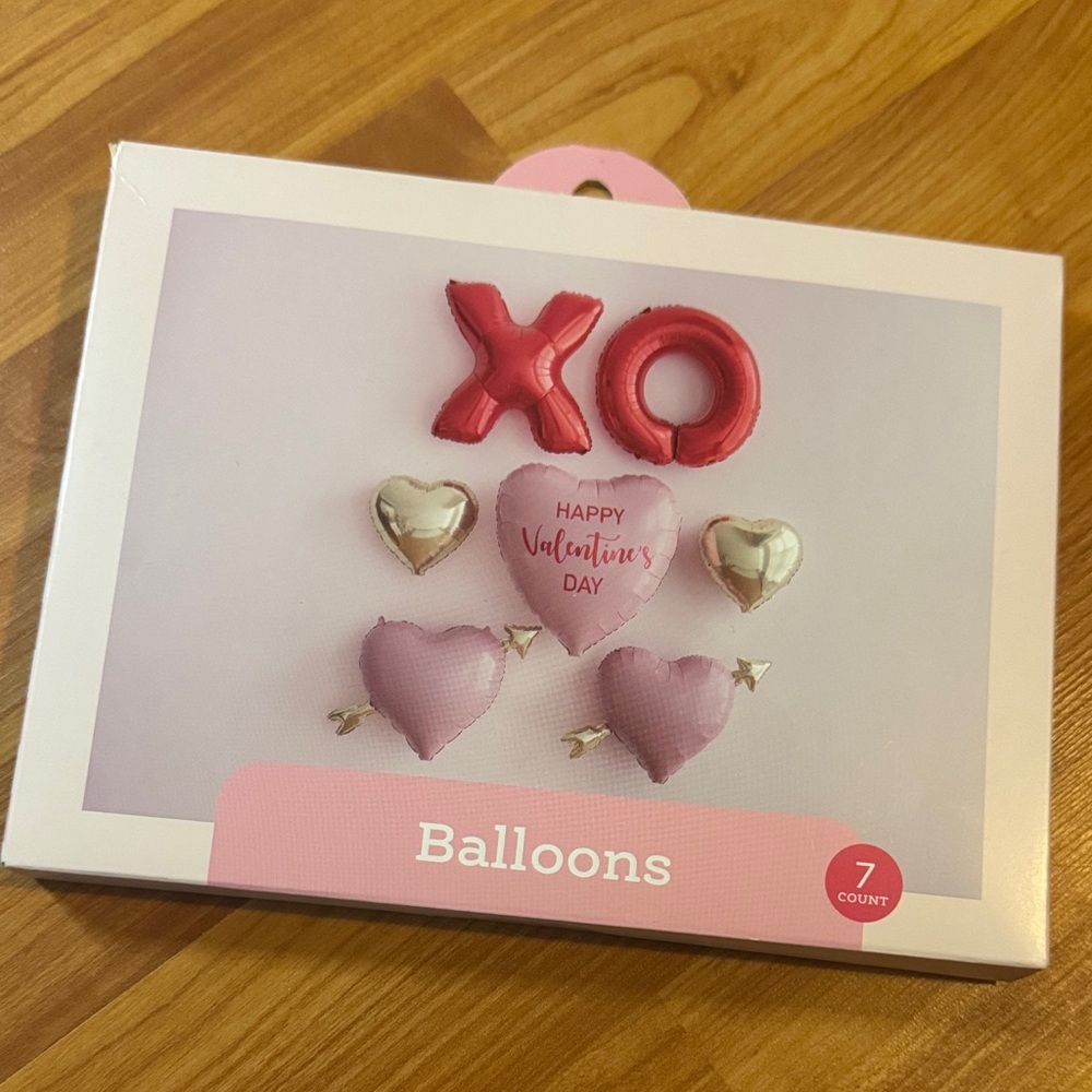 XOXO hearts and love day‎ ballon set new Valentine’s / girls night decor